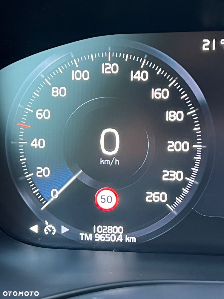 Volvo XC 60 B4 B R-Design - 6