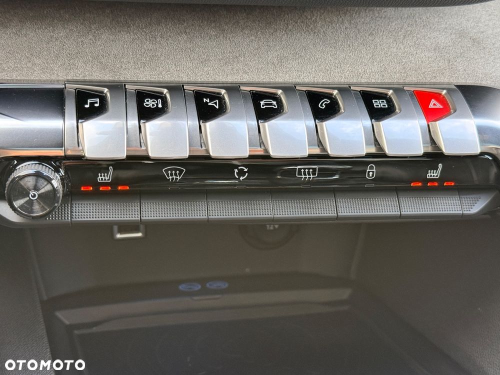 Peugeot 5008 1.5 BlueHDi GT S&S - 32