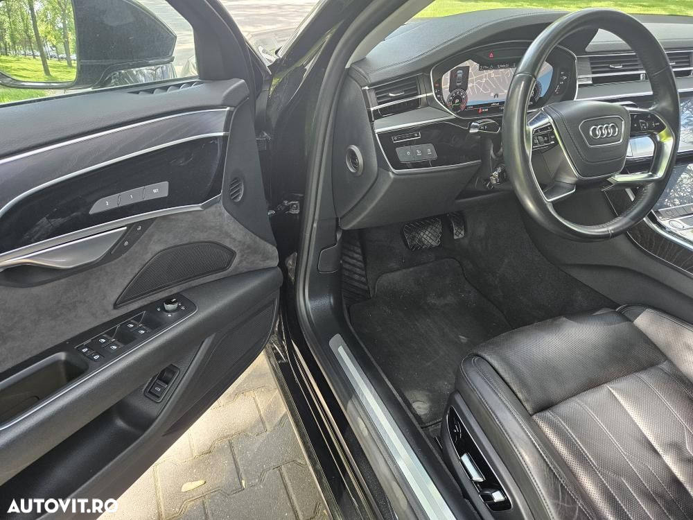 Audi A8 55 TFSI quattro Tiptronic - 36