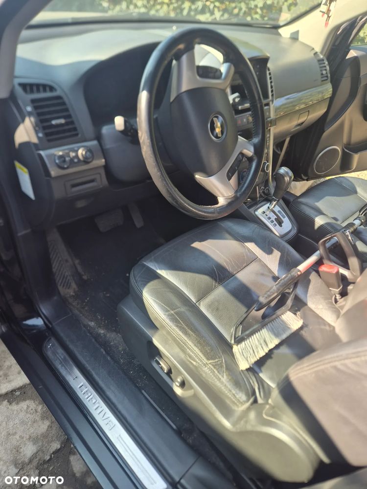 Chevrolet Captiva - 9