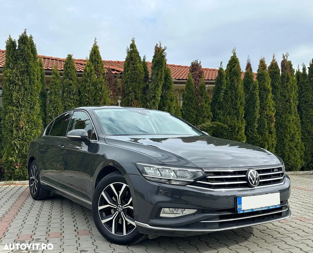 Volkswagen Passat 2.0 TDI DSG Highline - 30