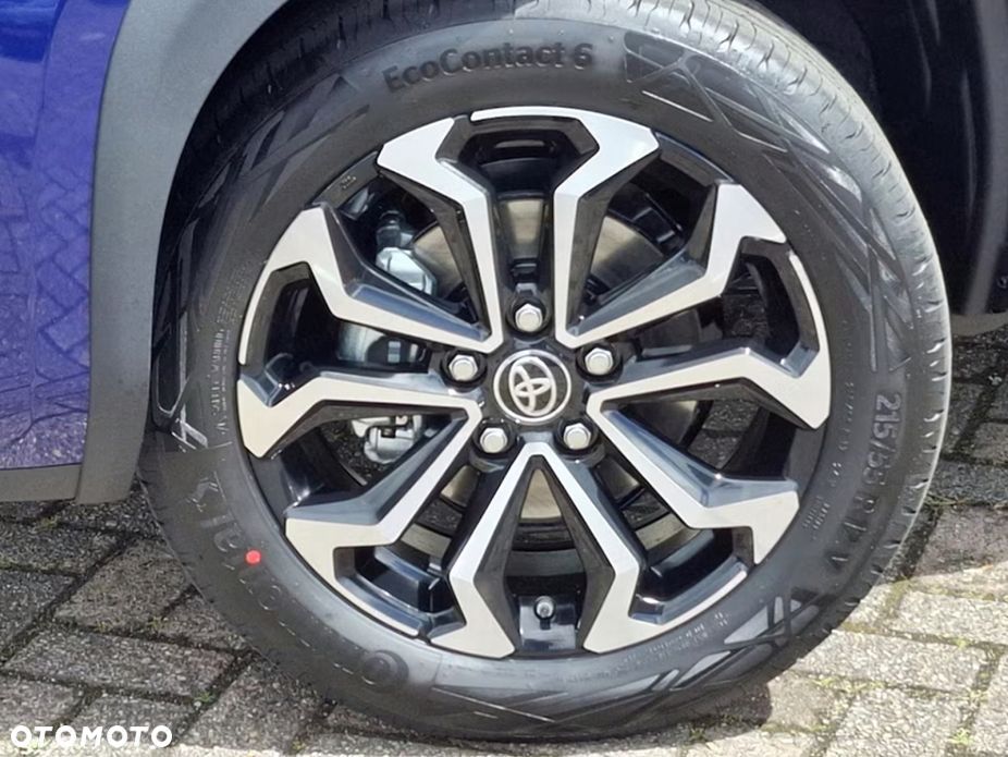 Toyota Yaris Cross - 13