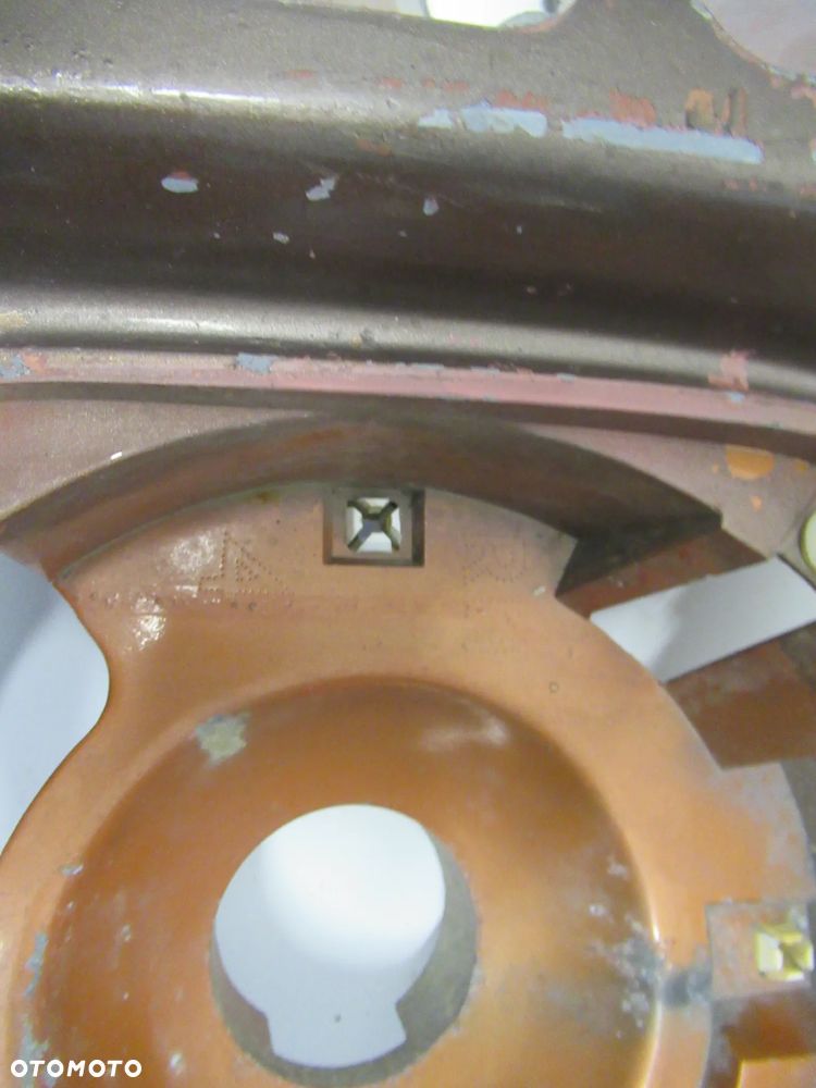 Okular obudowa lampy przedniej prawej Chevrolet El Camino Malibu - 4