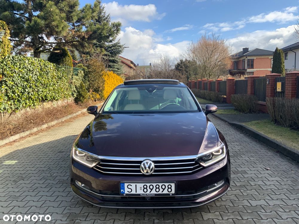 Volkswagen Passat - 12