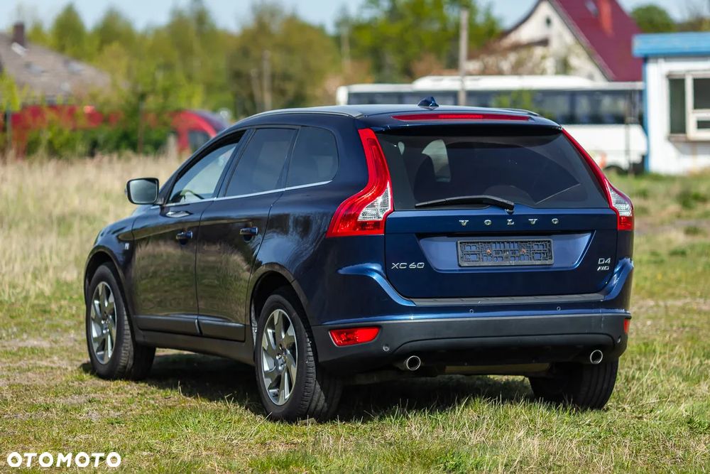 Volvo XC 60 2.4D AWD - 11