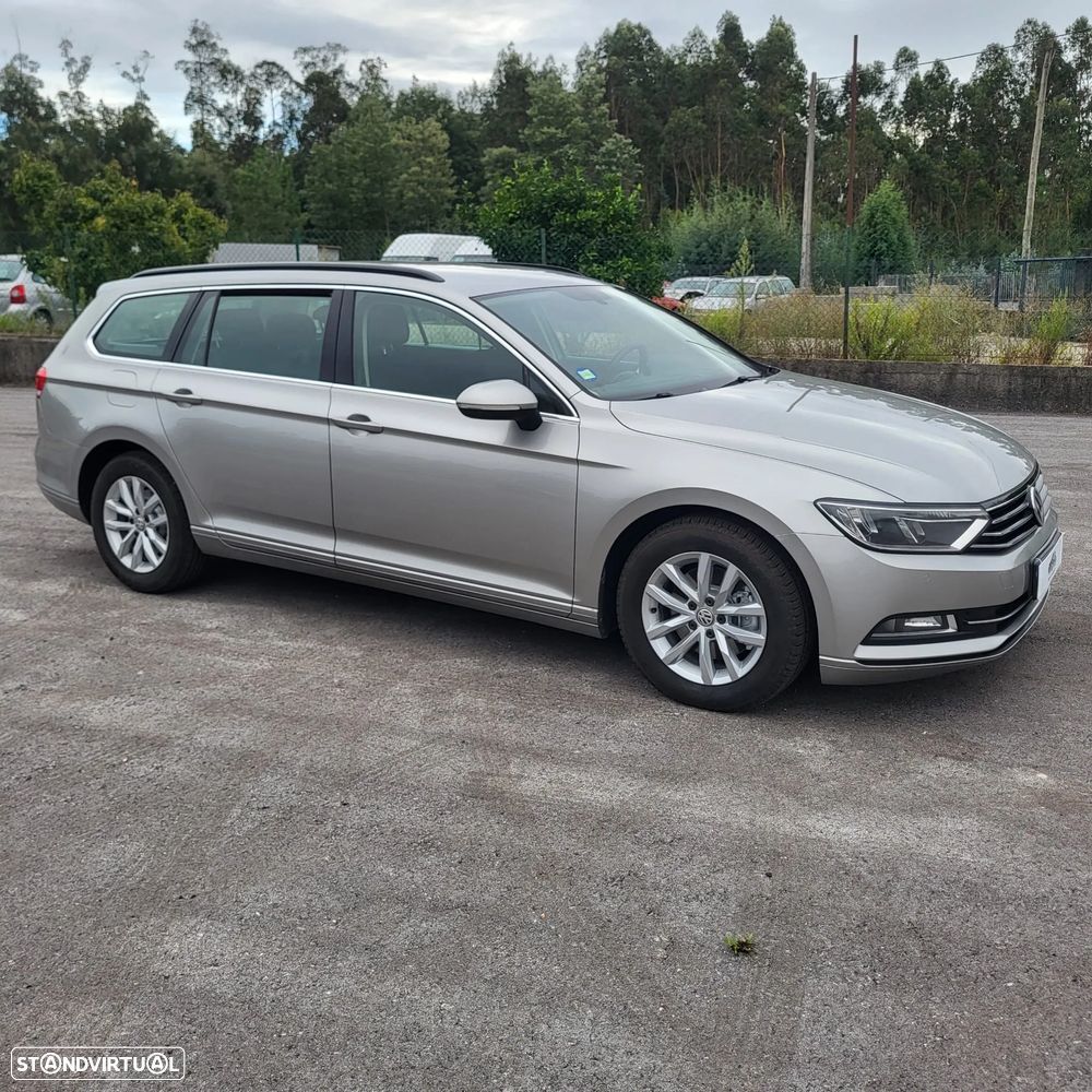 VW Passat Variant 1.6 TDI BlueMotion - 12