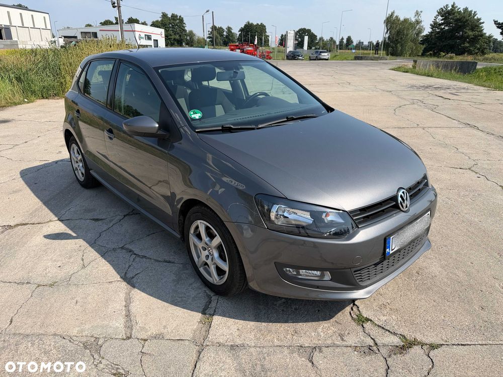 Volkswagen Polo - 2