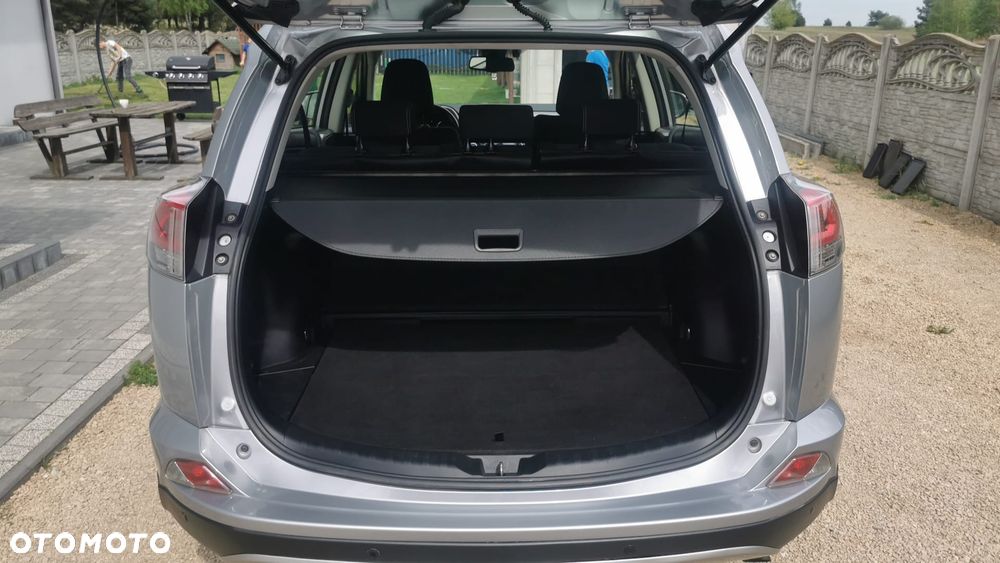Toyota RAV4 Hybrid Premium 4x2 - 14