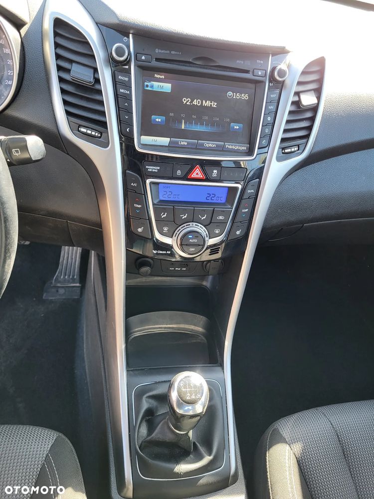 Hyundai i30 blue 1.6 CRDi Trend - 36