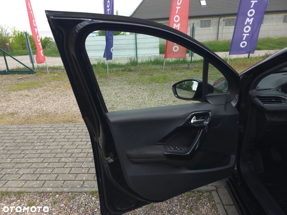 Peugeot 208 1.2 VTi Access - 18