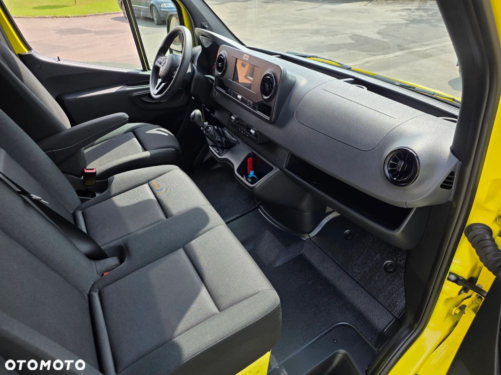 Mercedes-Benz Sprinter RWD 10/2022 km65055 Przedłużony 150ps klima kamera napęd tył - 3