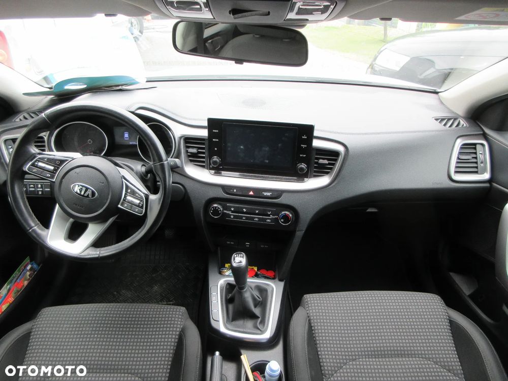 Kia Ceed 1.0 T-GDI OPF Vision - 10