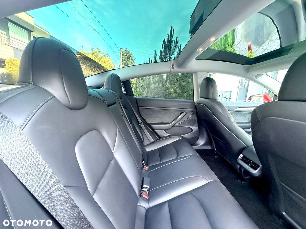 Tesla Model 3 - 27