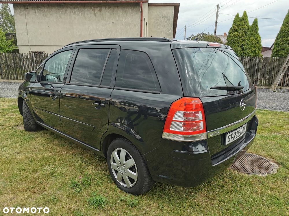 Opel Zafira 1.8 Cosmo EU5 - 7