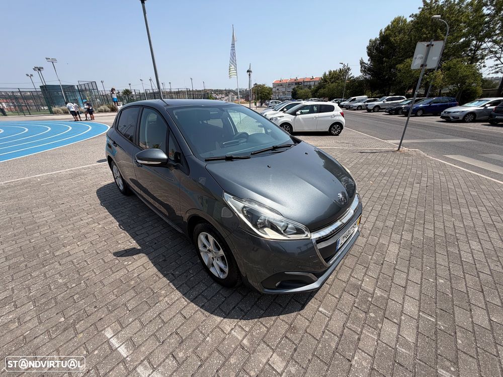 Peugeot 208 1.2 PureTech Active - 11