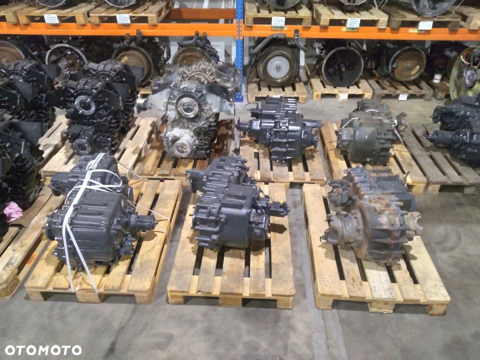 Skrzynia rozdzielcza SCANIA GTD950 6x6 8x8 8x6 4x4 - 1