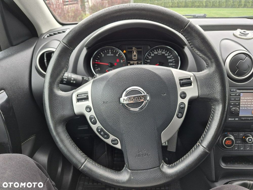 Nissan Qashqai - 10