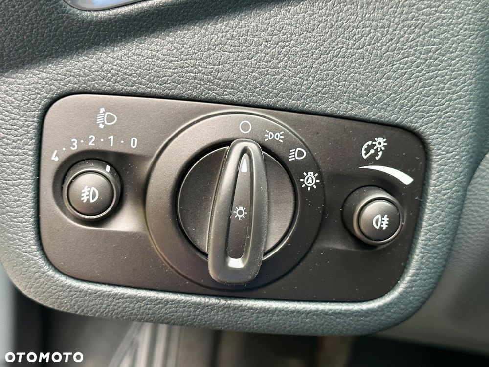 Ford Grand C-MAX 1.6 EcoBoost Start-Stop-System Titanium - 34