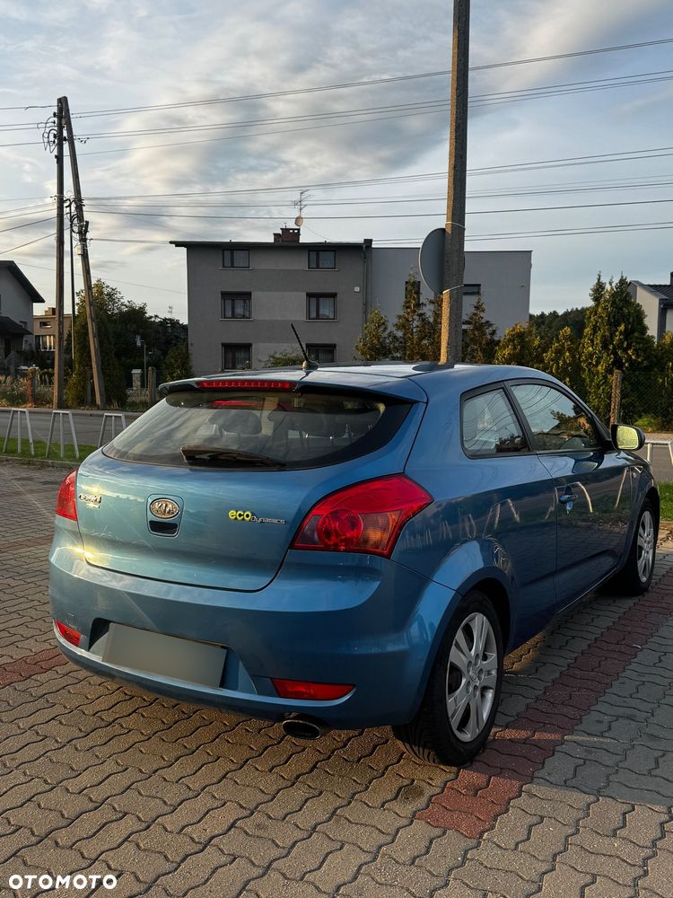 Kia Ceed - 5
