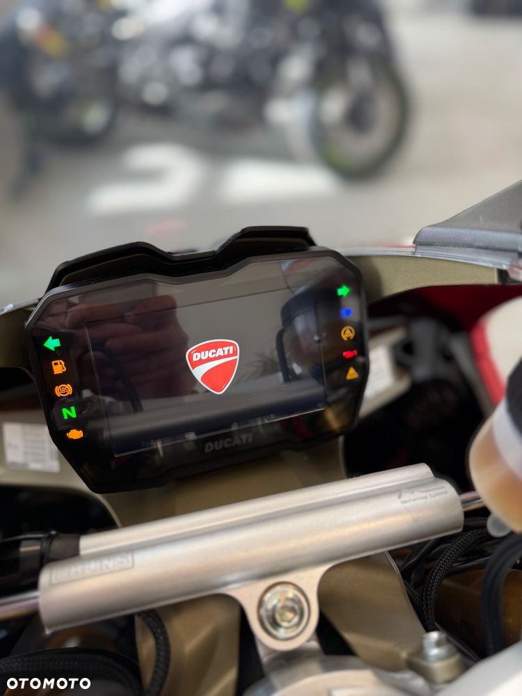 Ducati Panigale V4S - 37