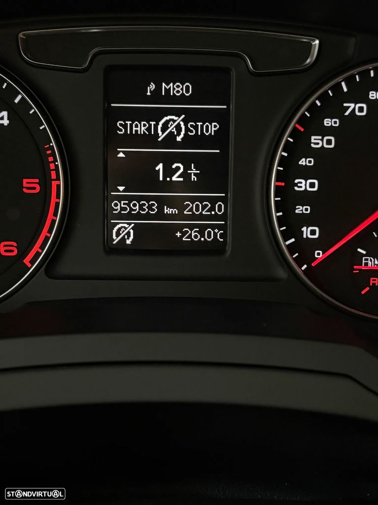 Audi Q3 2.0 TDI S tronic - 23
