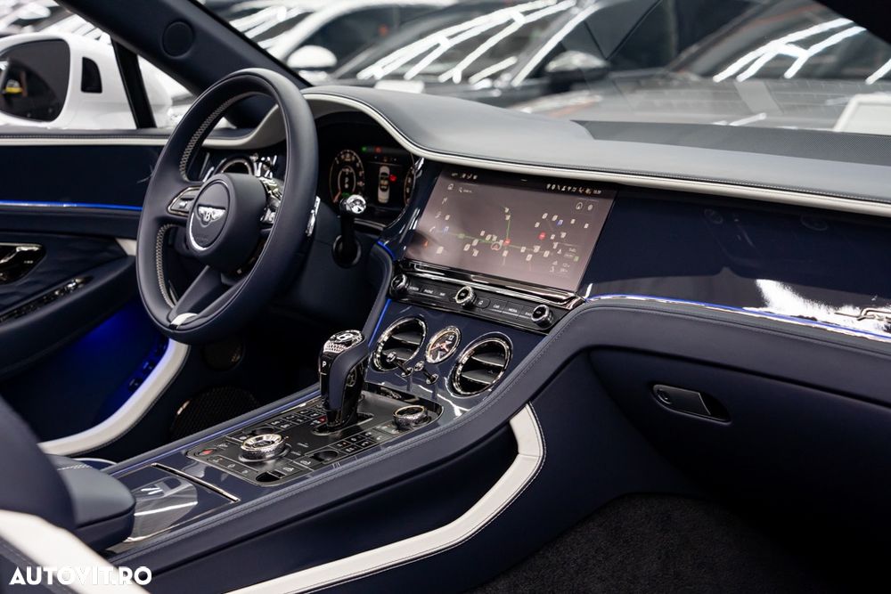 Bentley Continental GTC Speed - 9