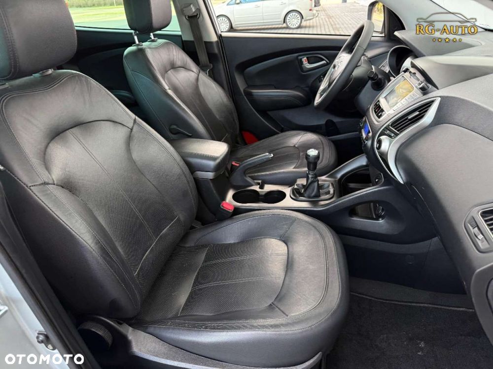 Hyundai ix35 - 24