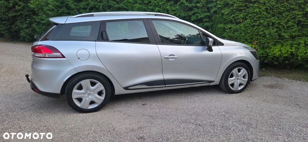 Renault Clio TCe 90 INTENS - 11