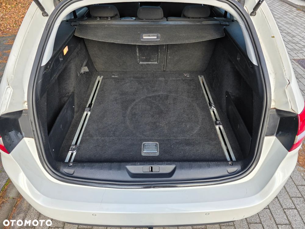 Peugeot 308 BlueHDi 120 Stop & Start Business-Line - 18