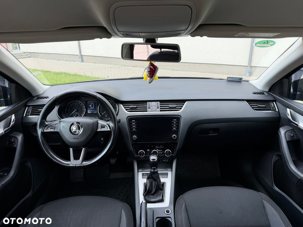 Skoda Octavia 1.6 TDI Business - 10