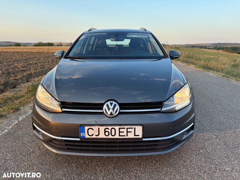 Volkswagen Golf 1.6 TDI SCR Comfortline - 10