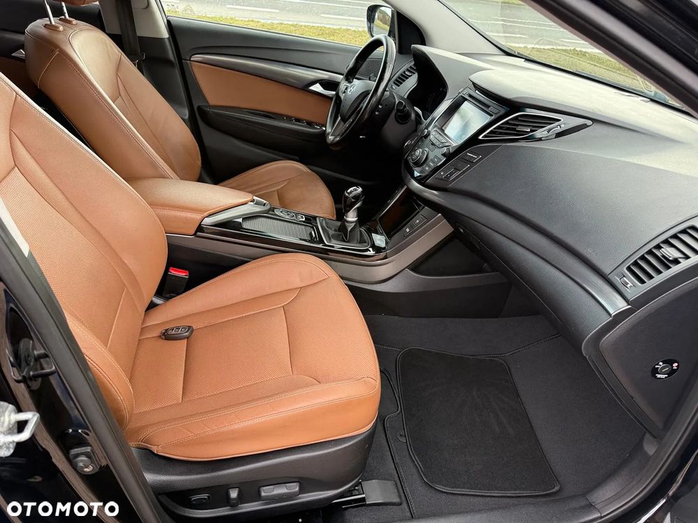 Hyundai i40 Kombi 1.7 CRDi Premium - 11