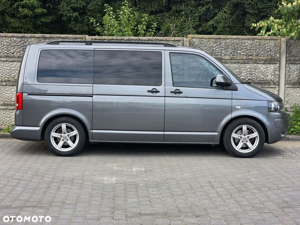 Volkswagen Multivan - 5