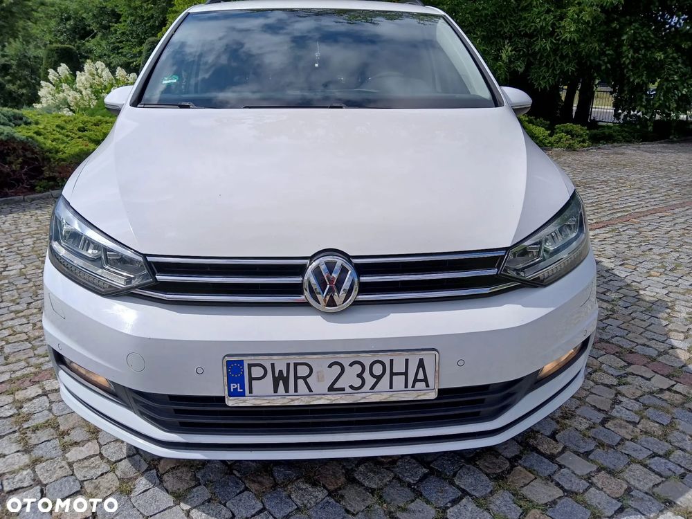 Volkswagen Touran - 21