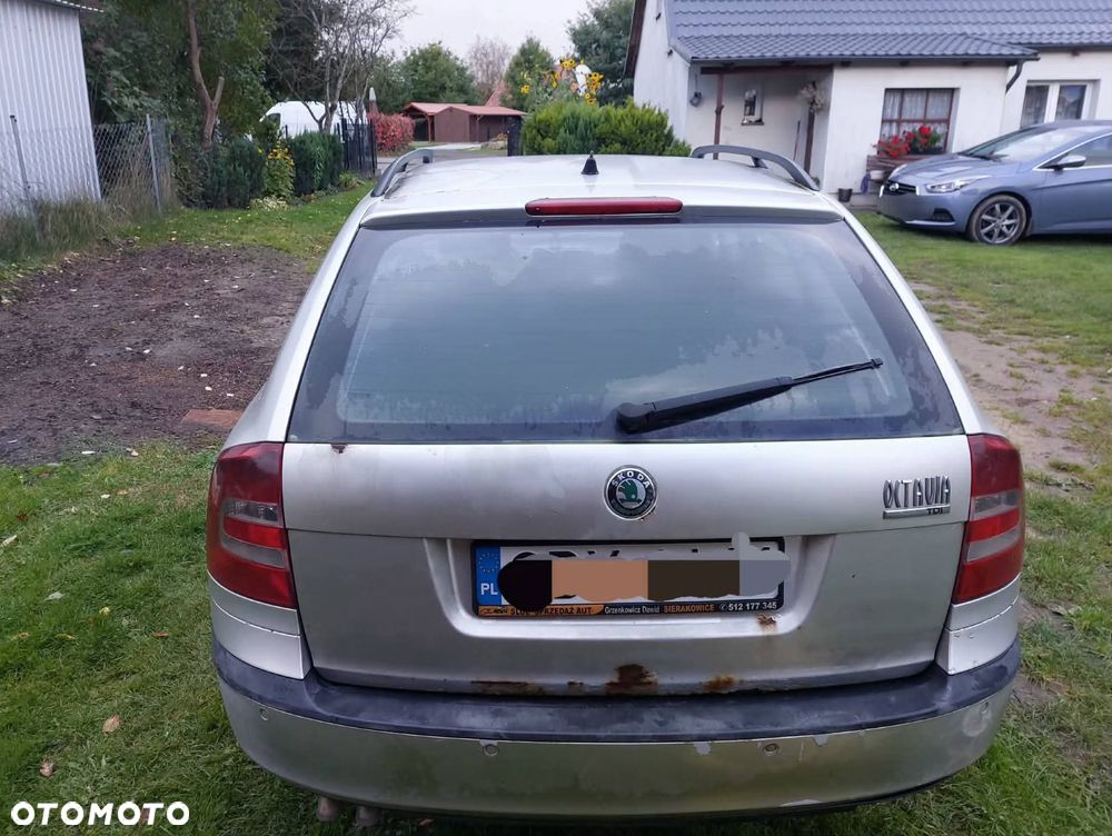 Skoda Octavia 2005 photo 2