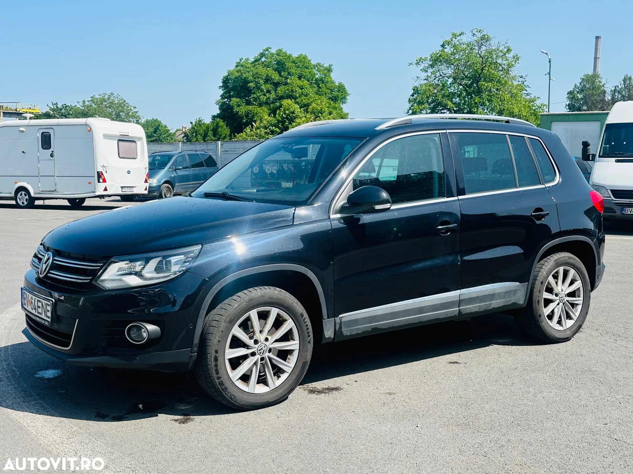 Volkswagen Tiguan - 24