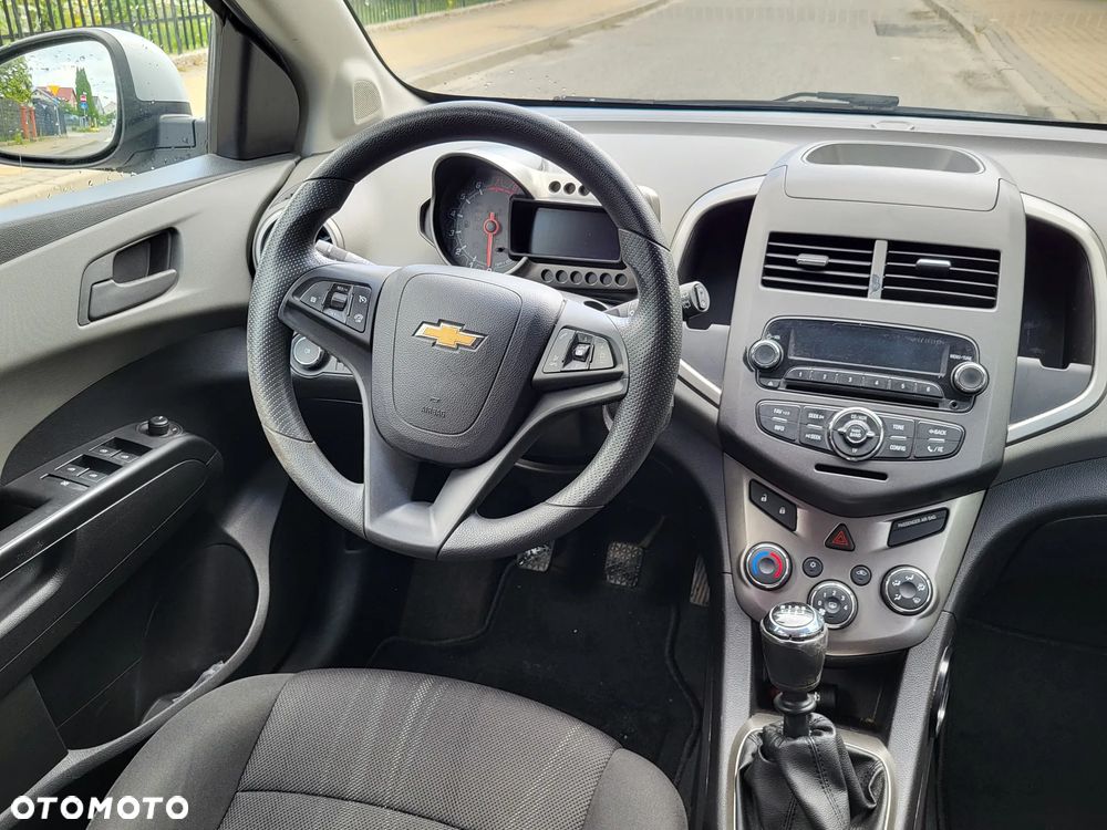 Chevrolet Aveo 1.4 LT - 2