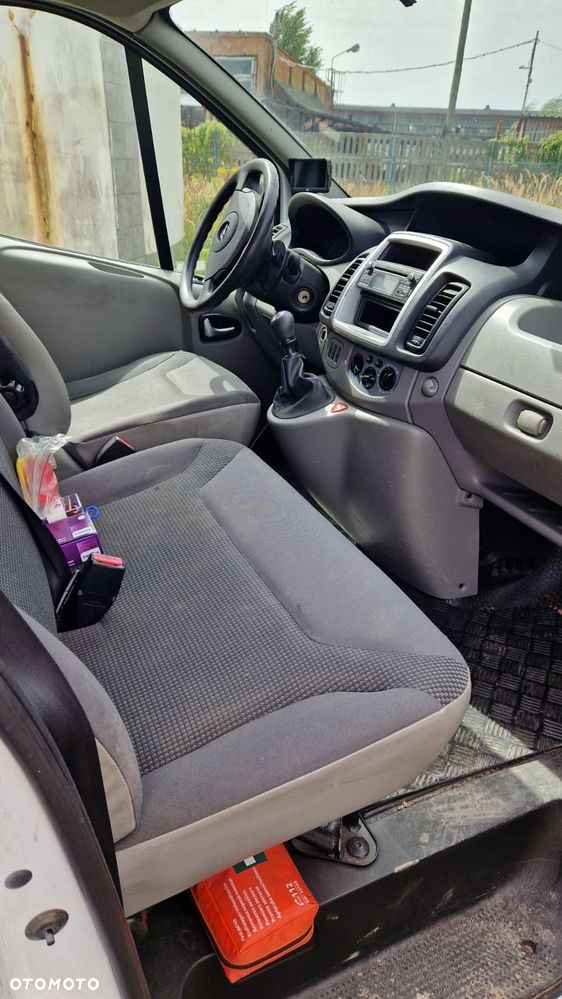 Opel Vivaro L2H1 2.9t Essentia - 7