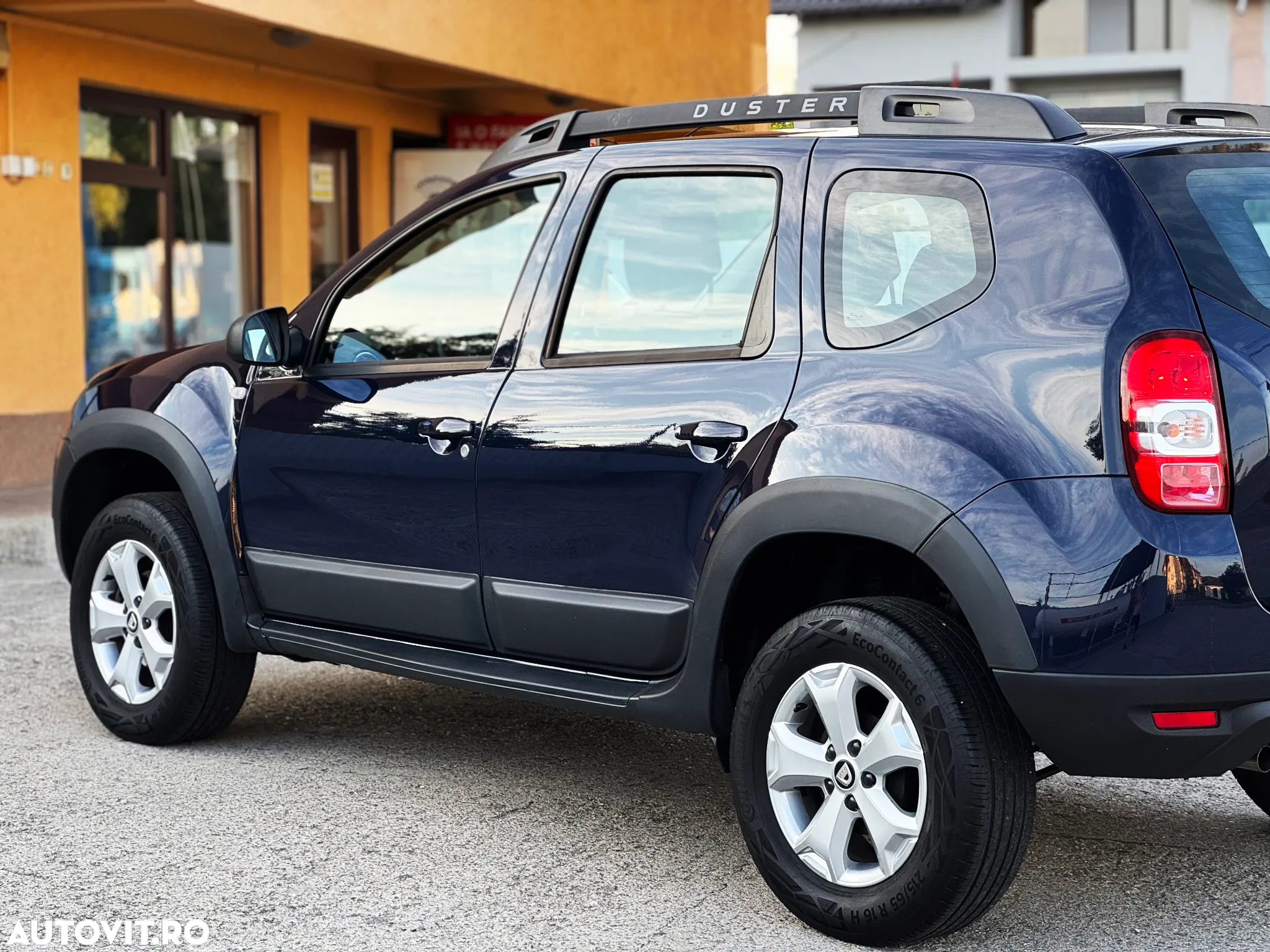 Dacia Duster 1.5 dCi 4x4 Laureate - 4