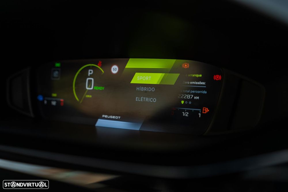 Peugeot 308 1.6 Hybrid GT e-EAT8 - 29