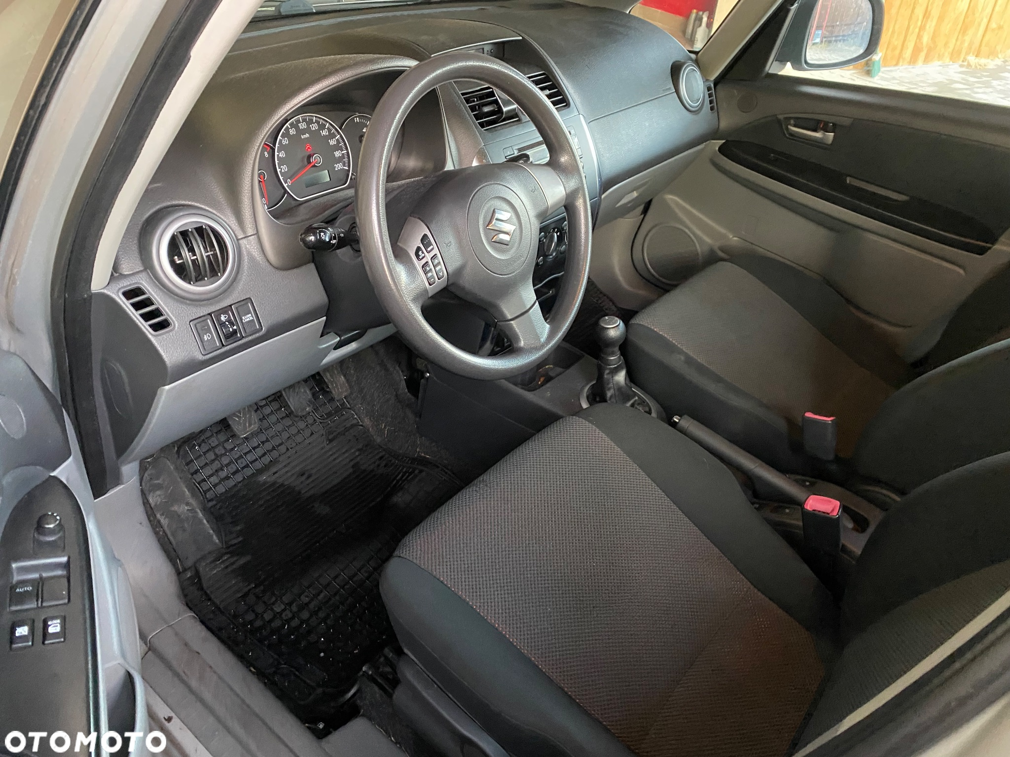 Suzuki SX4 1.5 - 7