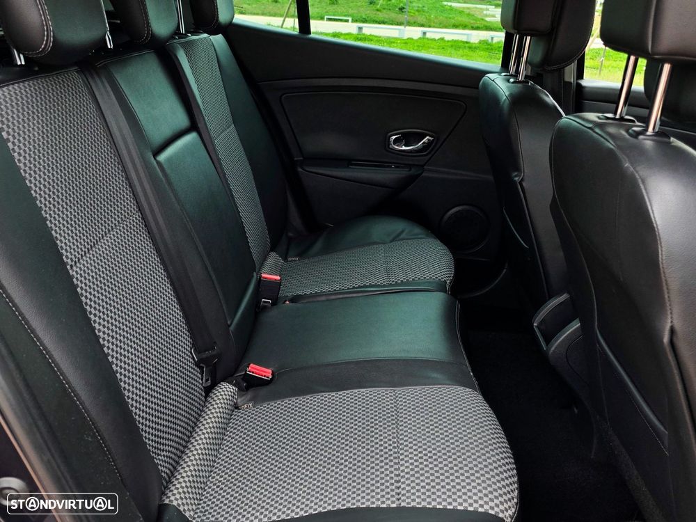 Renault Mégane 1.5 dCi Limited - 10