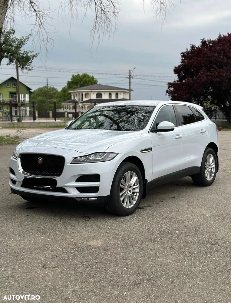 Jaguar F-Pace - 1