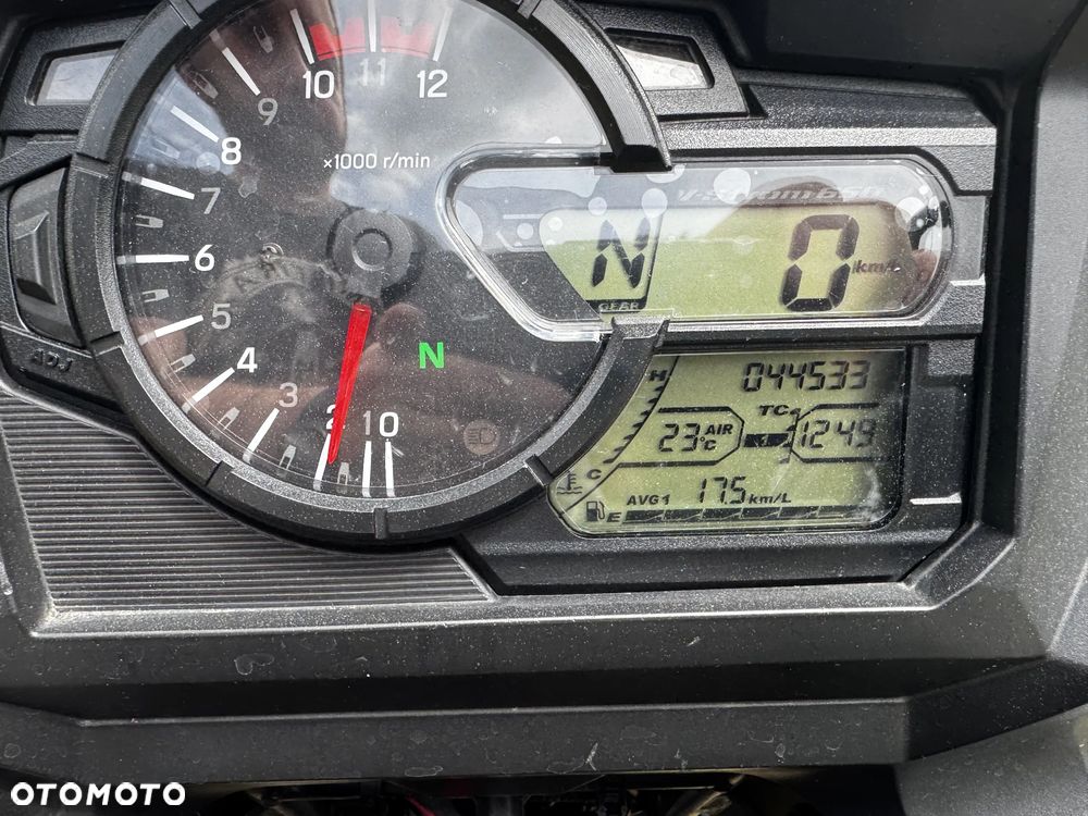 Suzuki DL - 2