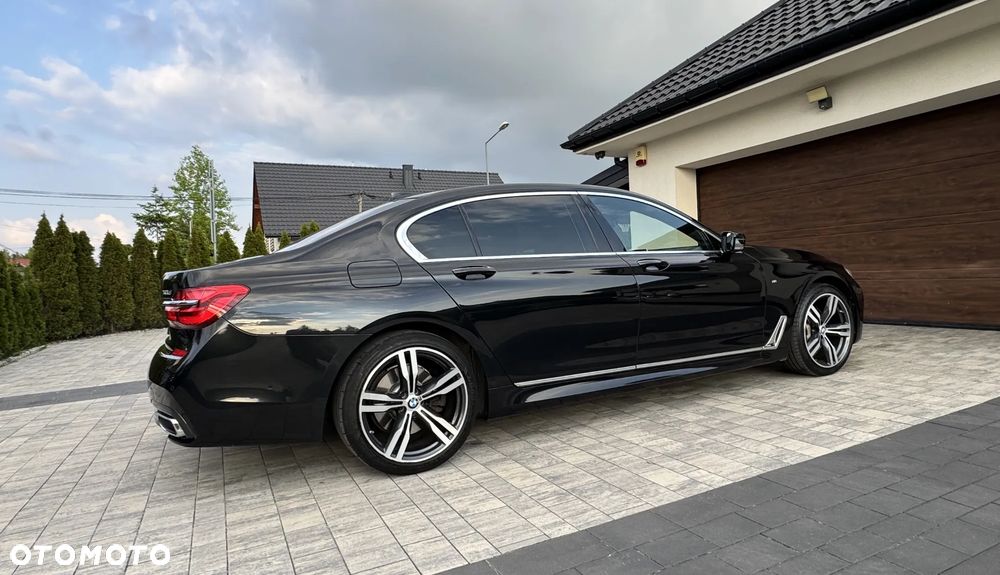 BMW Seria 7 740d xDrive - 16