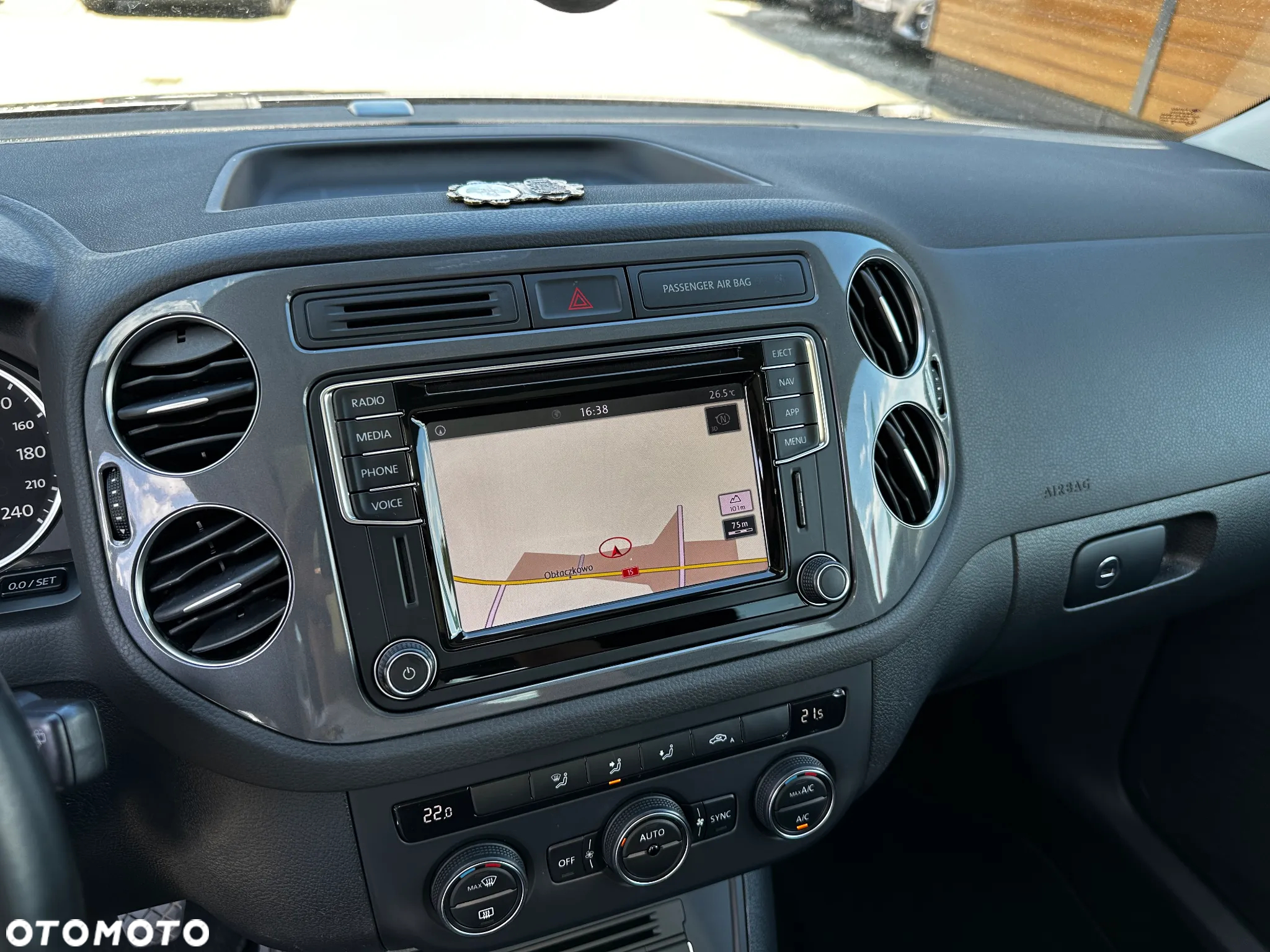 Volkswagen Tiguan - 13