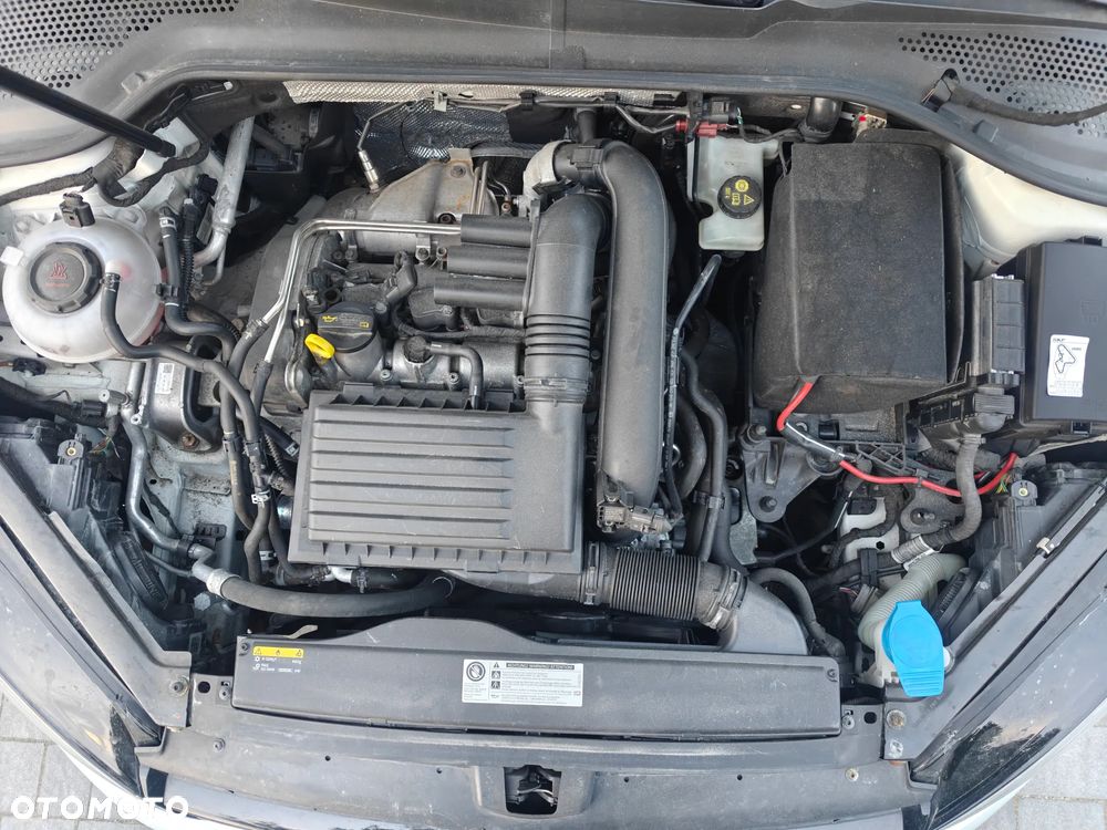 Volkswagen Golf 1.2 TSI BlueMotion Technology Comfortline - 19