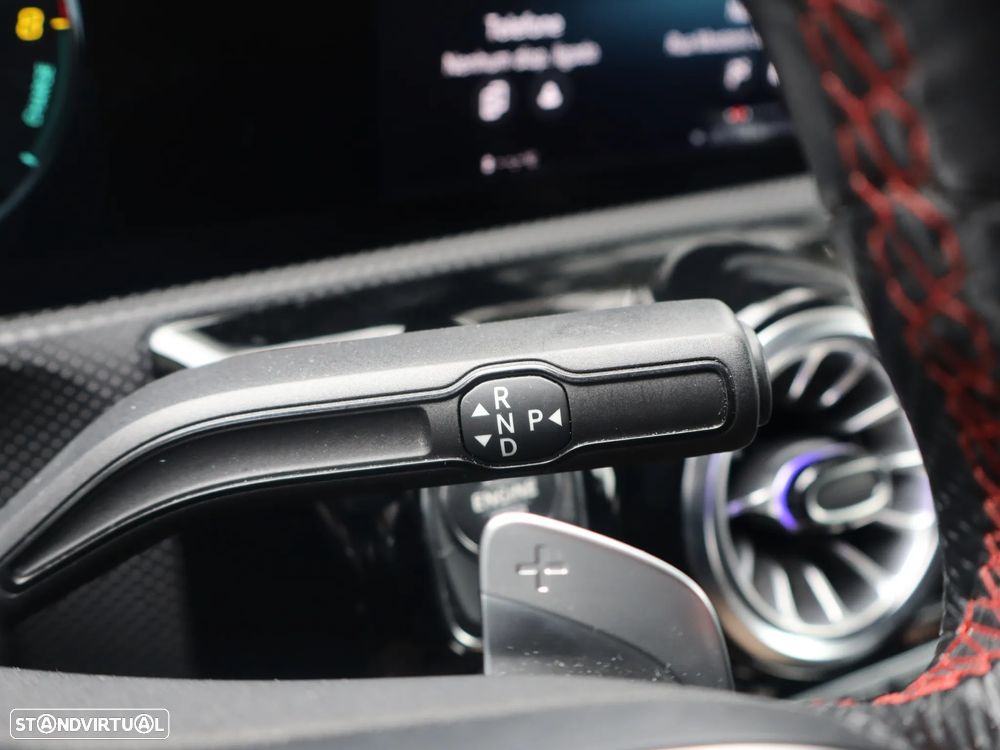 Mercedes-Benz A 250 e AMG Line - 15