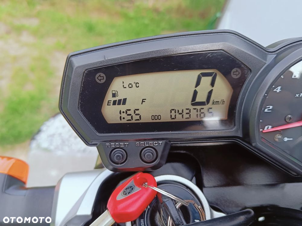 Yamaha FZ6 - 8