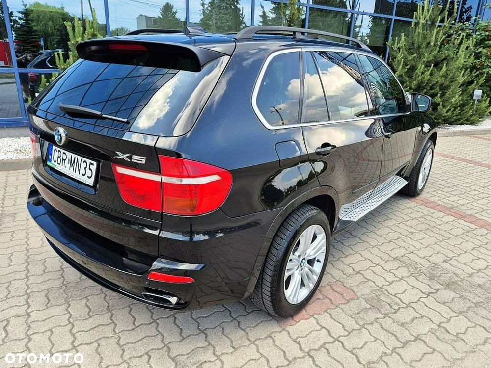 BMW X5 4.8i xDrive - 16